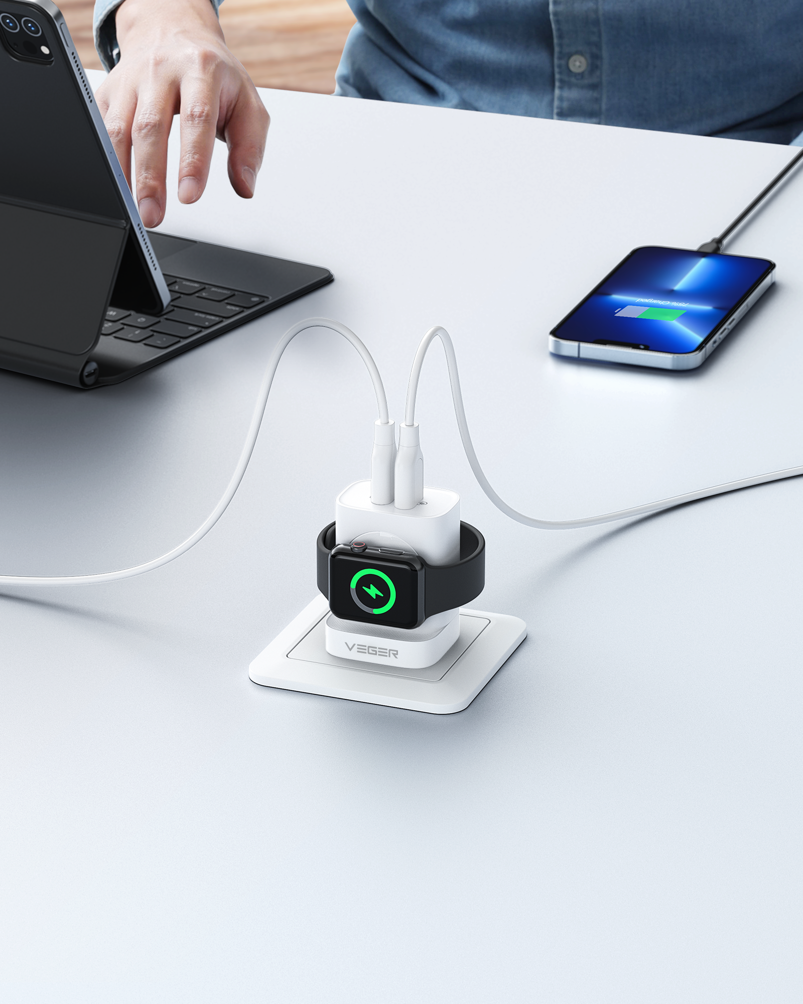 Veger Power Adapter - PD 20W + 2.5W Wireless Charging - Dual Output - White